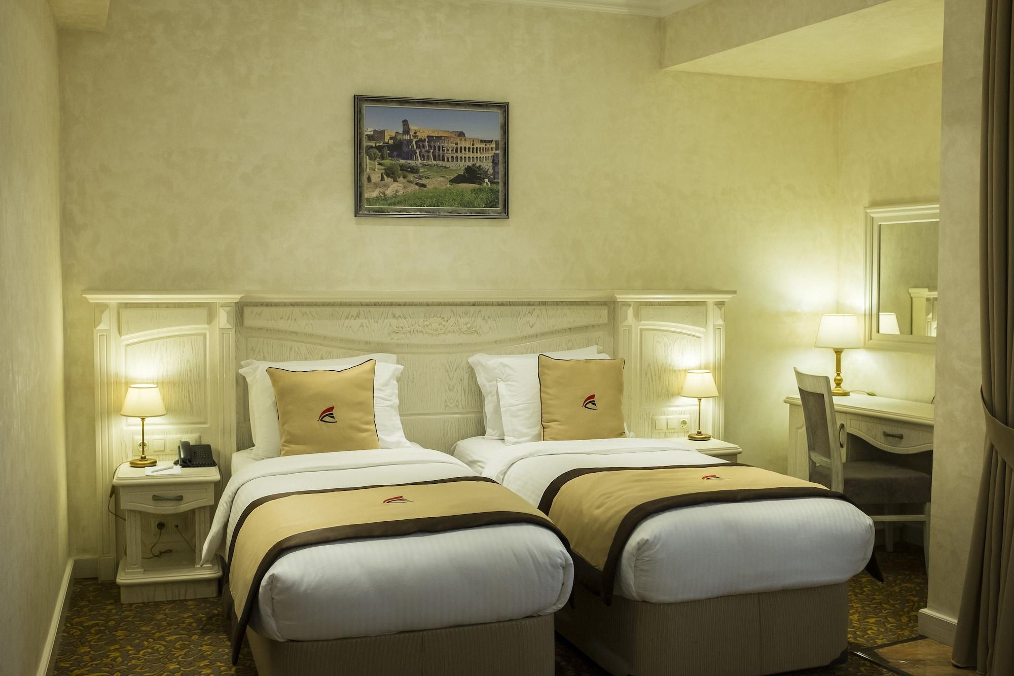 Colosseum Marina Hotel Batumi Eksteriør billede