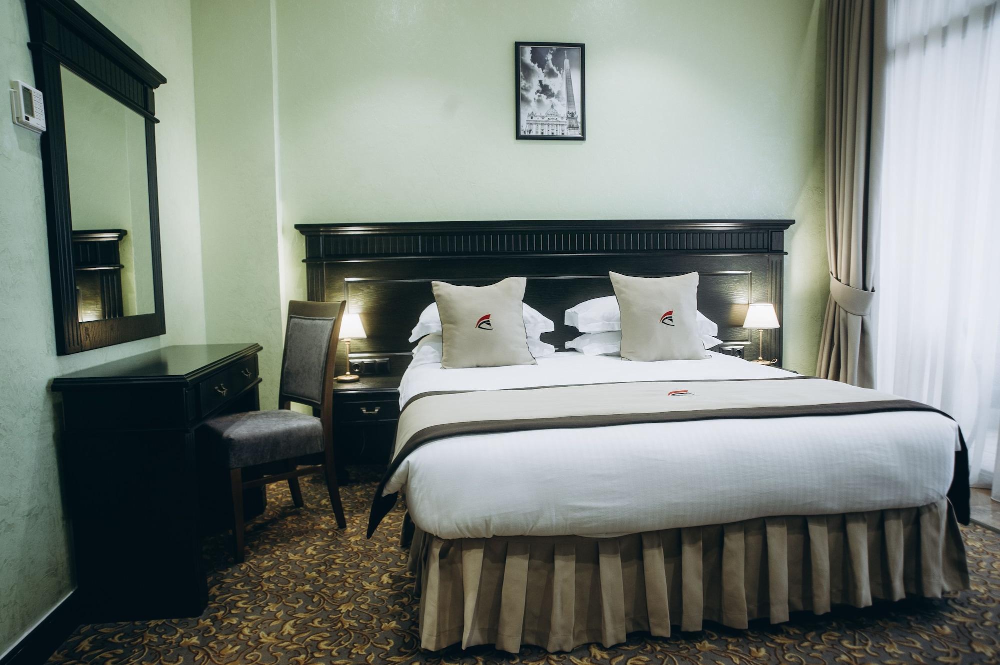 Colosseum Marina Hotel Batumi Eksteriør billede
