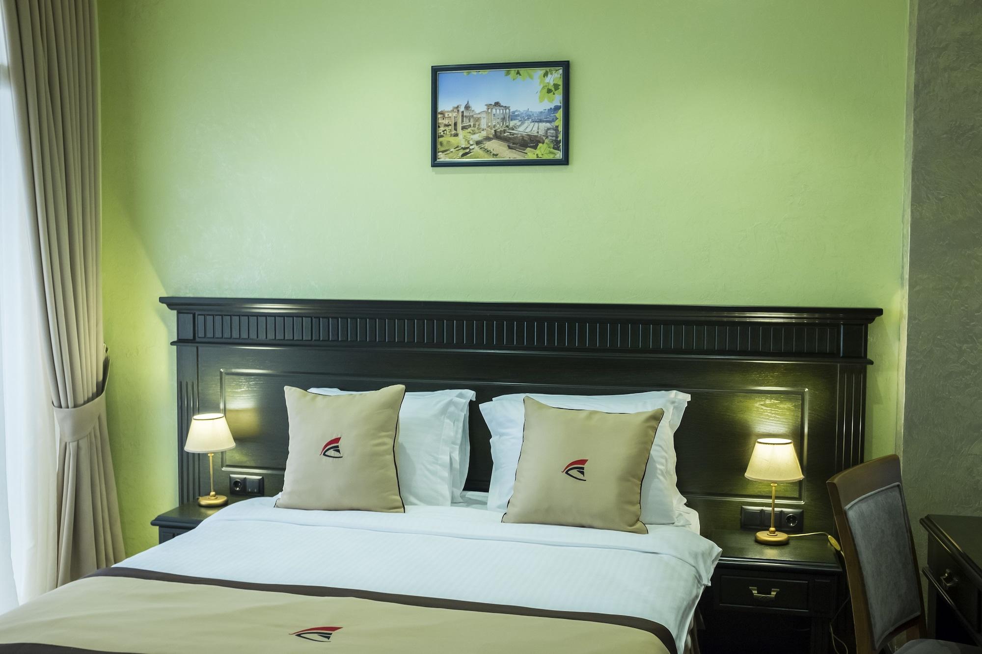 Colosseum Marina Hotel Batumi Eksteriør billede
